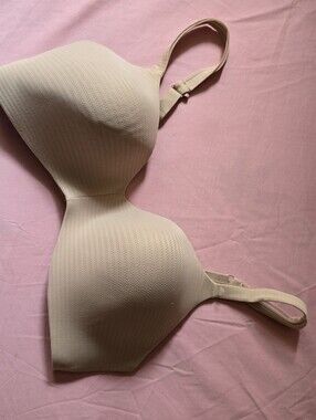 Hanes Nude Seamless T-Shirt Bra - Beige